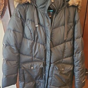 Black Quilted Puffer Coat with Fur Hood